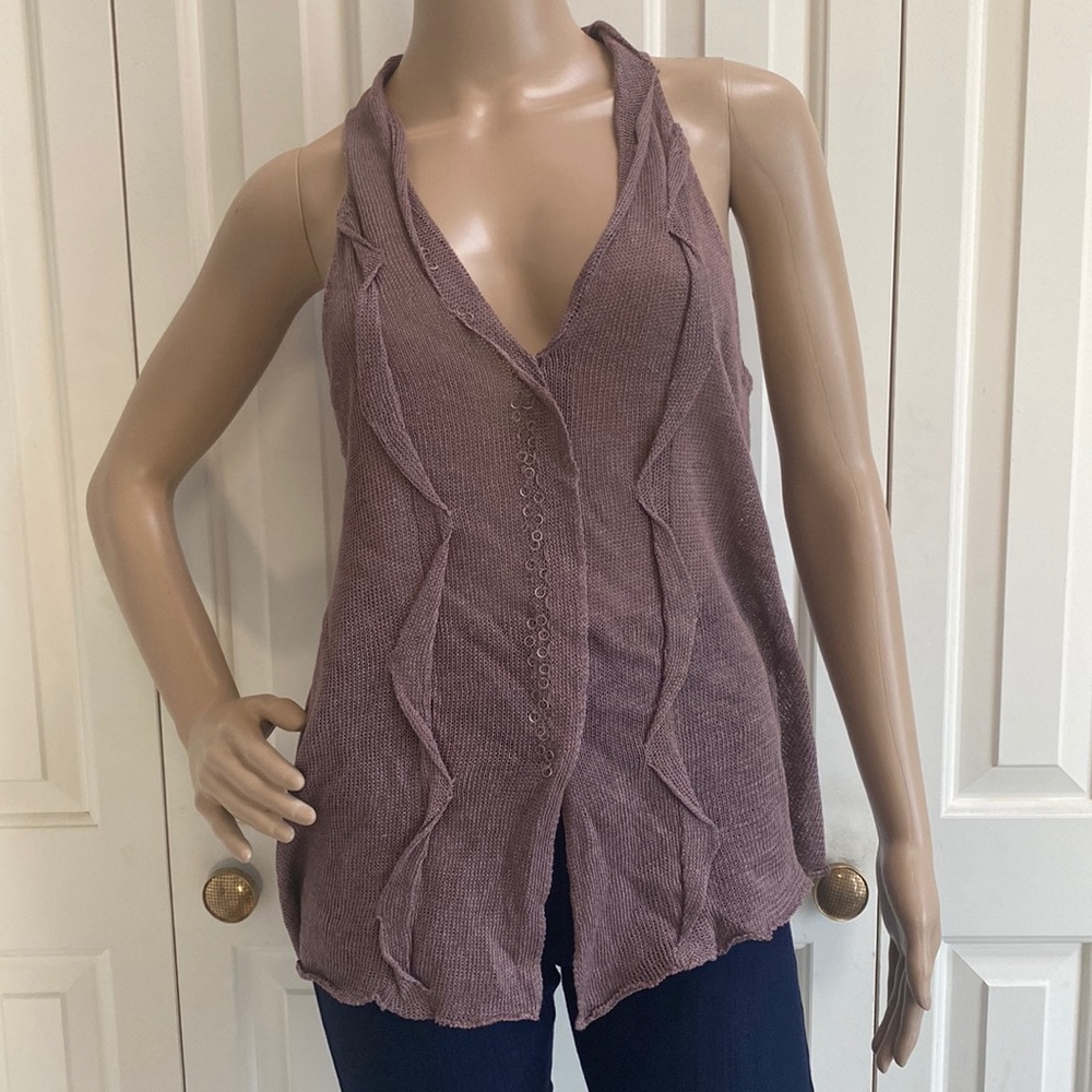 Adorable Knit Tank Top size S/M. Cute embellishments on front.
